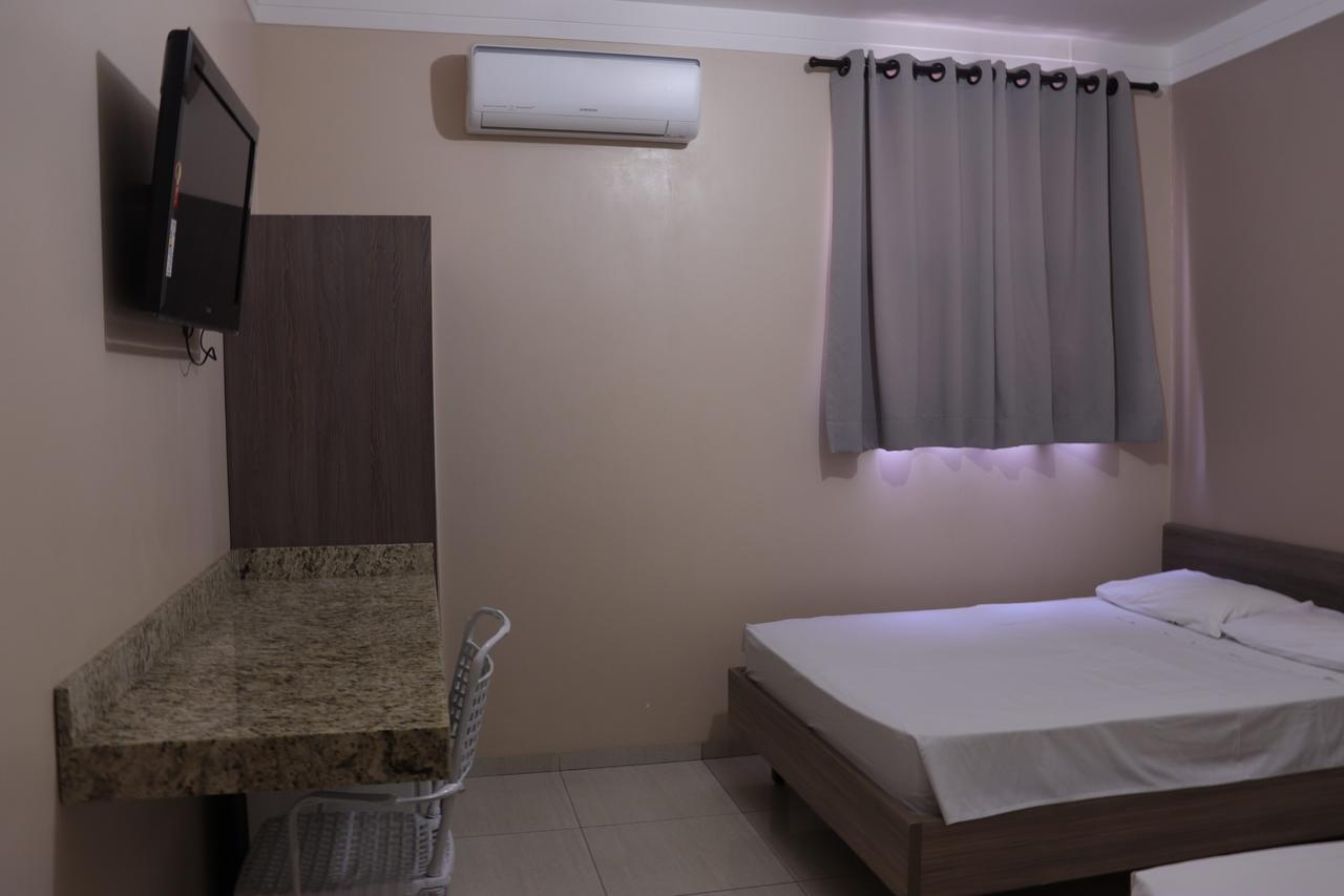 לימריה Hotel Dos Viajantes מראה חיצוני תמונה